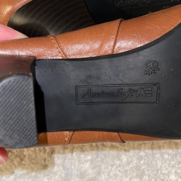 Almost NEW American Eagle booties, Brown, size 8.5, VERY COMFY, heel ht:2 inches - Picture 8 of 11